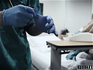 pure TABOO freak doc Gives teen Patient cunt exam
