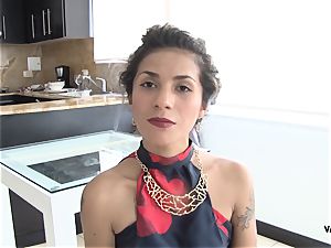 Tu Venganza - Latina takes revenge with super-fucking-hot three-way