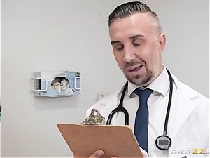 Chanel Preston takes a excursion to the doctors